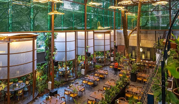 JP Nagar restaurants, bakeries and cafes near Bannerghatta Road
